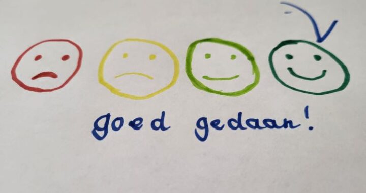 Je (vals) bescheiden opstellen is slecht voor je carrière. Leer op een effectieve manier een compliment ontvangen.